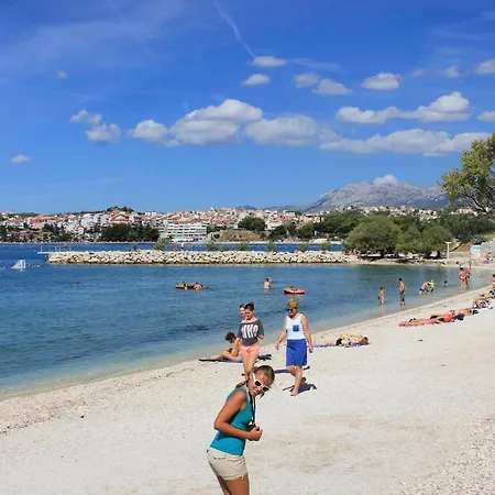 Apartamento With A Parking Space Podstrana, Split - 14934